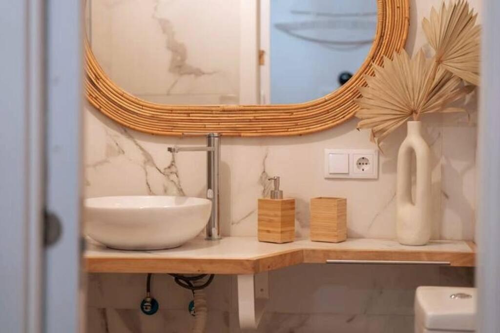 Apartamento A Estrenar En Calle Alcazares 세비야 외부 사진